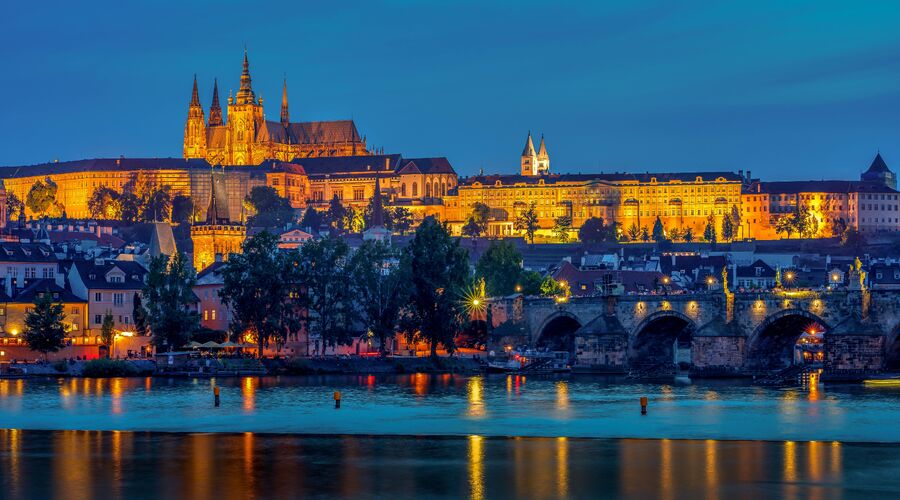 Avrupa'nın Kalbinde Noel: Berlin, Prag & Nürnberg 4 Gece Otel Konaklaması