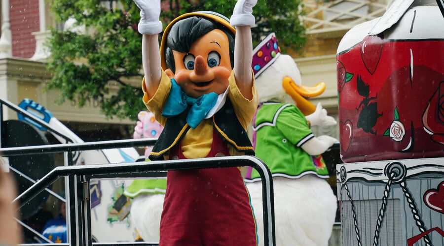 Pegasus Hava Yolları İle Paris - Disneyland 3 Gece Otel Konaklaması 