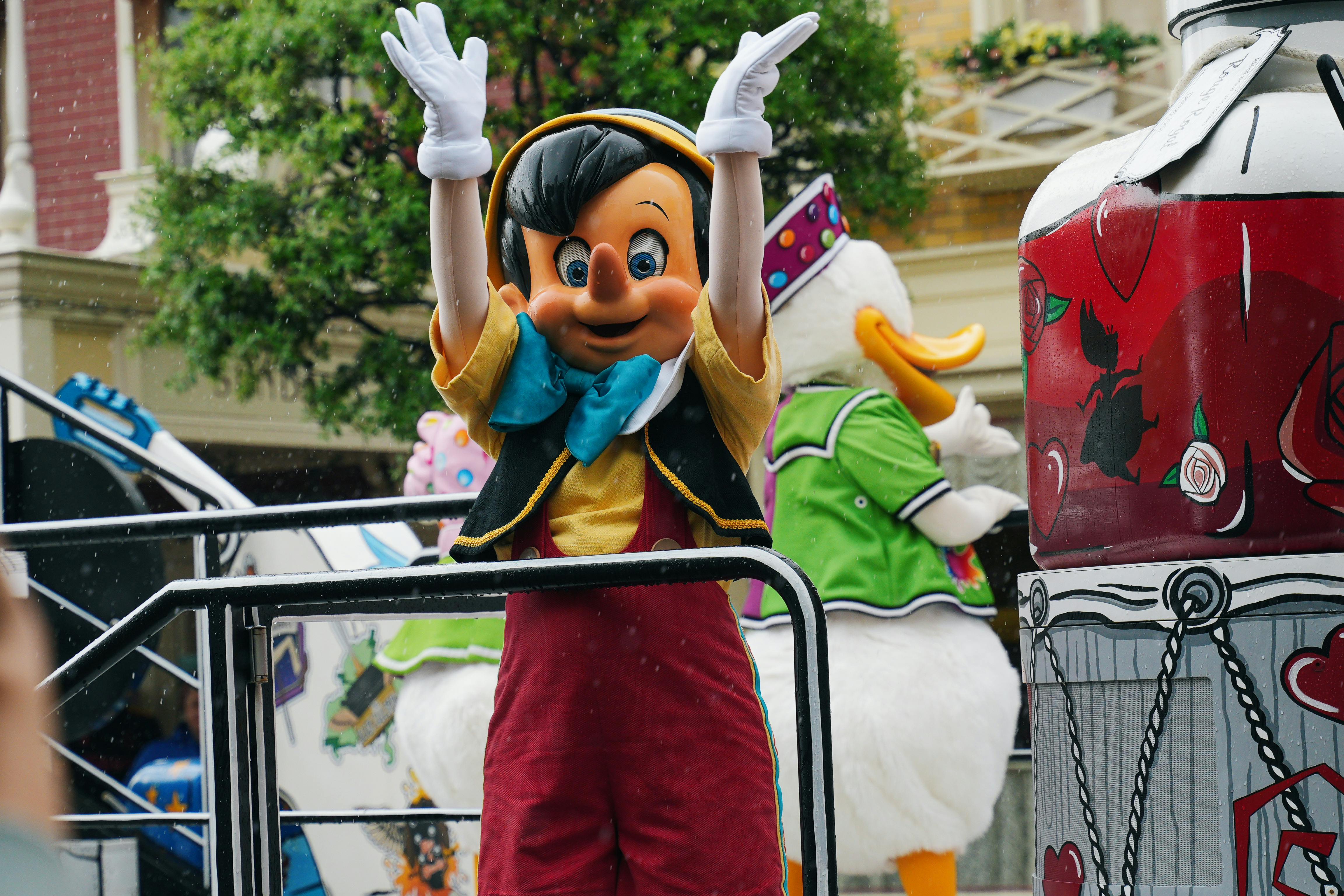 Tüm Kültür Turları Dahil Grand Paris & Disneyland & Brüksel ve Amsterdam Turu - Yılbaşı