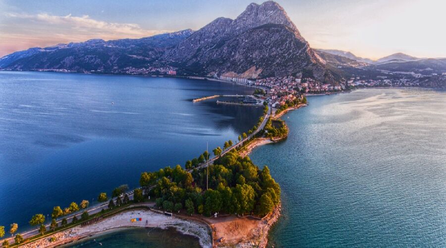 Isparta Lavanta Bahçeleri ve Salda Gölü Turu 1 Gece