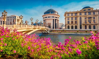 Pegasus Hava Yolları İle Balkan Üçlüsü Turu 3 Gece 4 Gün / Vizesiz